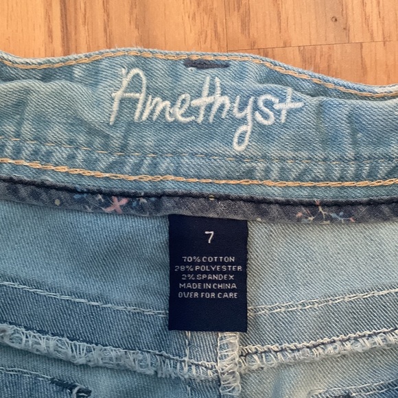 Amethyst cute shorts size 7 - Picture 2 of 4